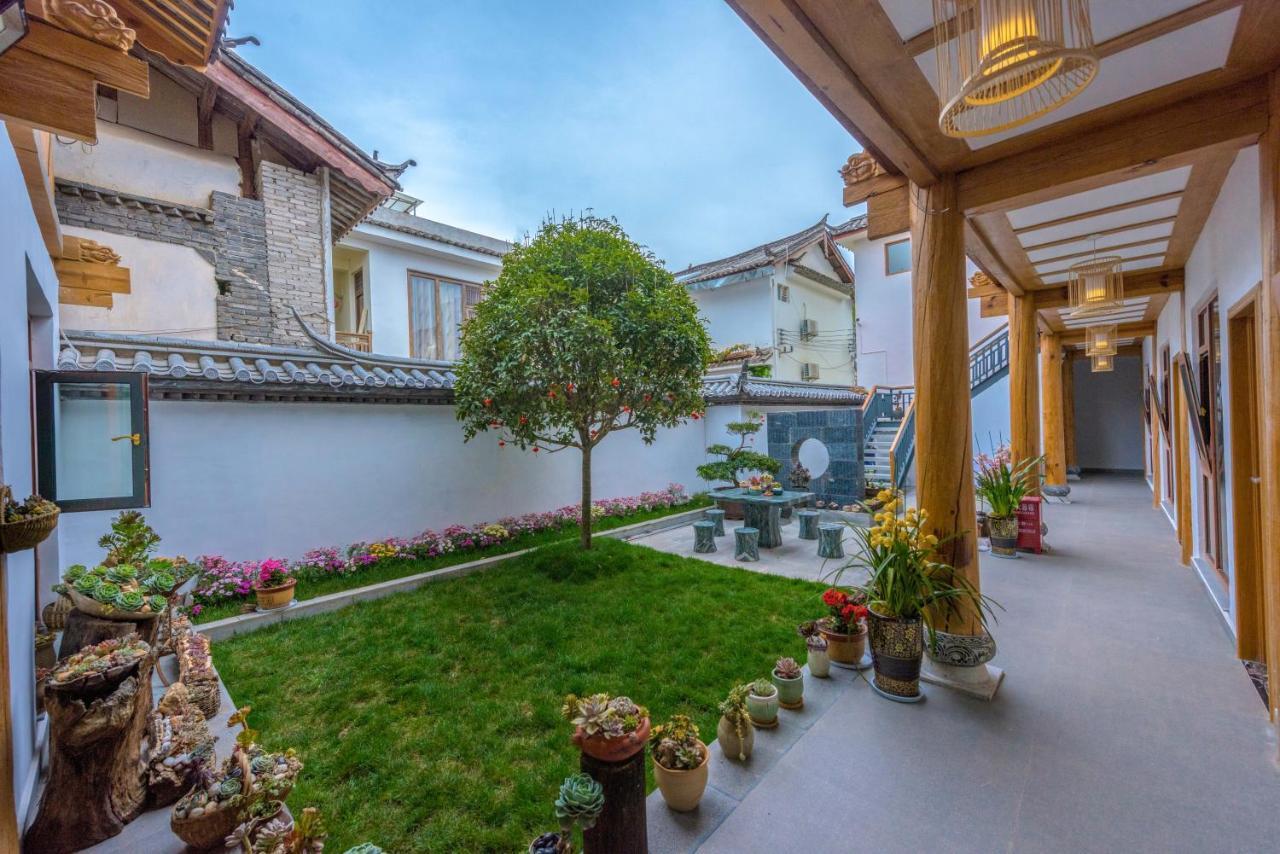 Peer & Forever Guest House Lijiang  Luaran gambar